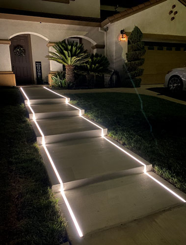 Illuminated paver walkway