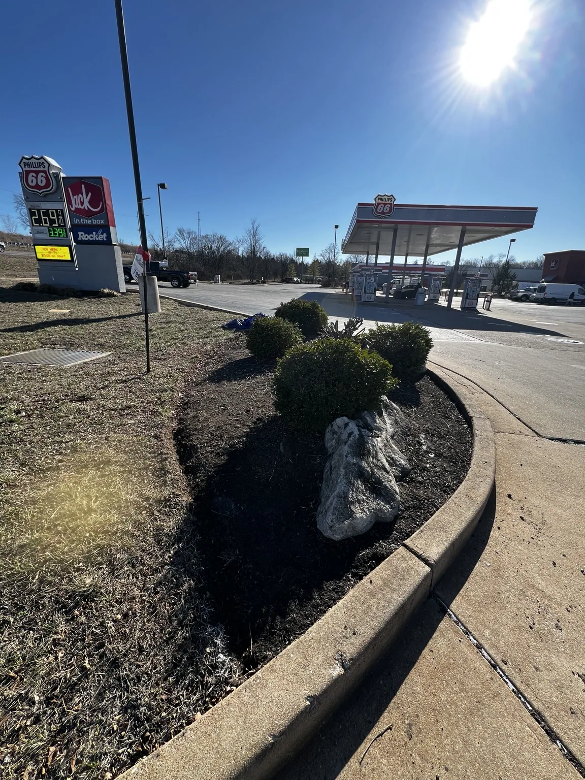 Maintained planting bed along a commercial sidewalk